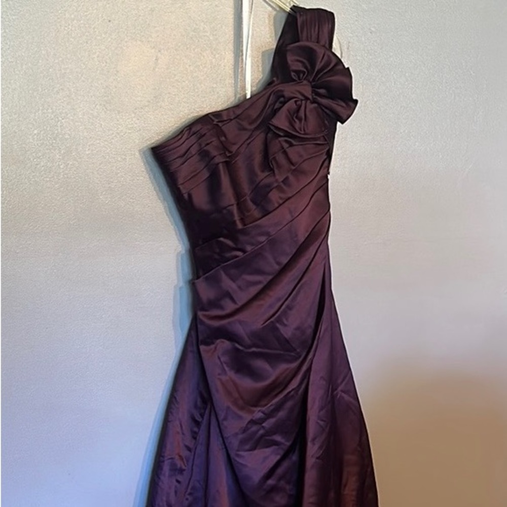 David’s bridal size 2 plum dress